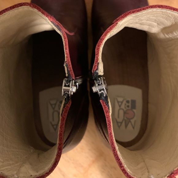 Maguba Clogs - Picture 7 of 9